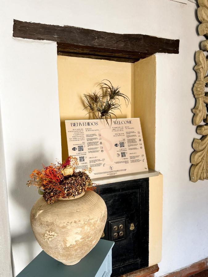 Hostal Servilia 卡莫纳 外观 照片