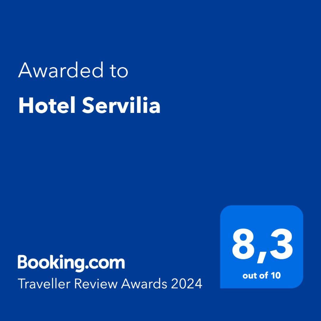 Hostal Servilia 卡莫纳 外观 照片