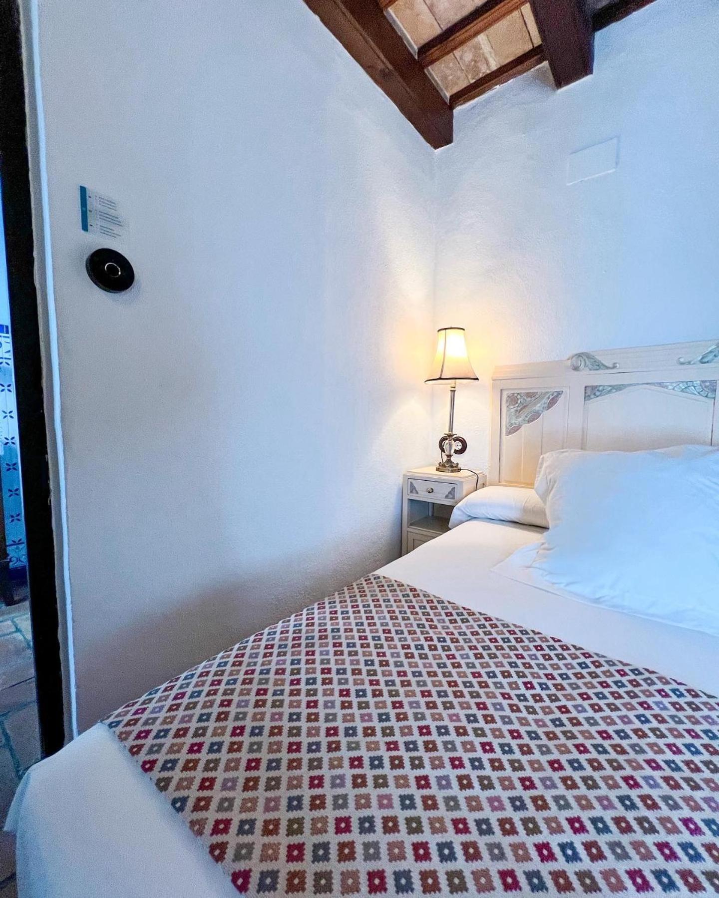 Hostal Servilia 卡莫纳 外观 照片